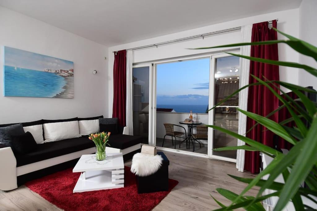 Apartment Sea Esta