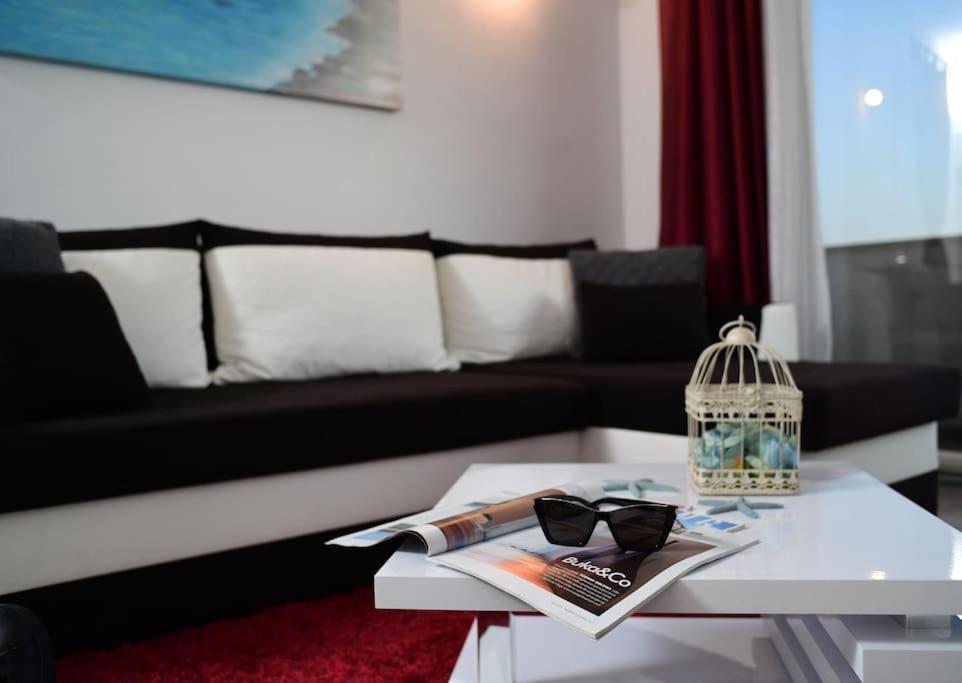 Sea Esta Apartment *
